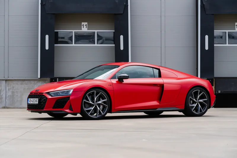 Audi R8 — fotka 3